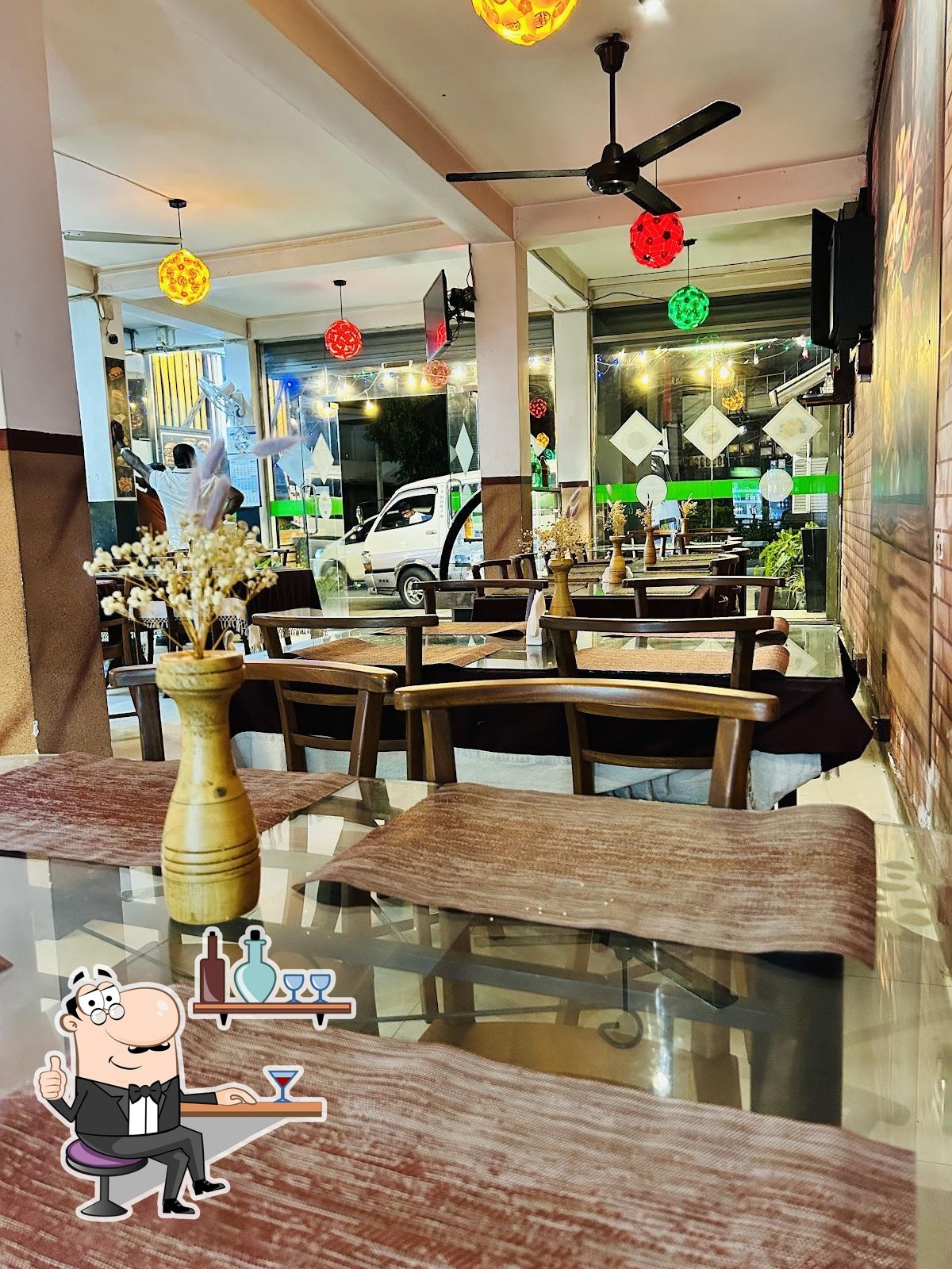 Cafe & Resto