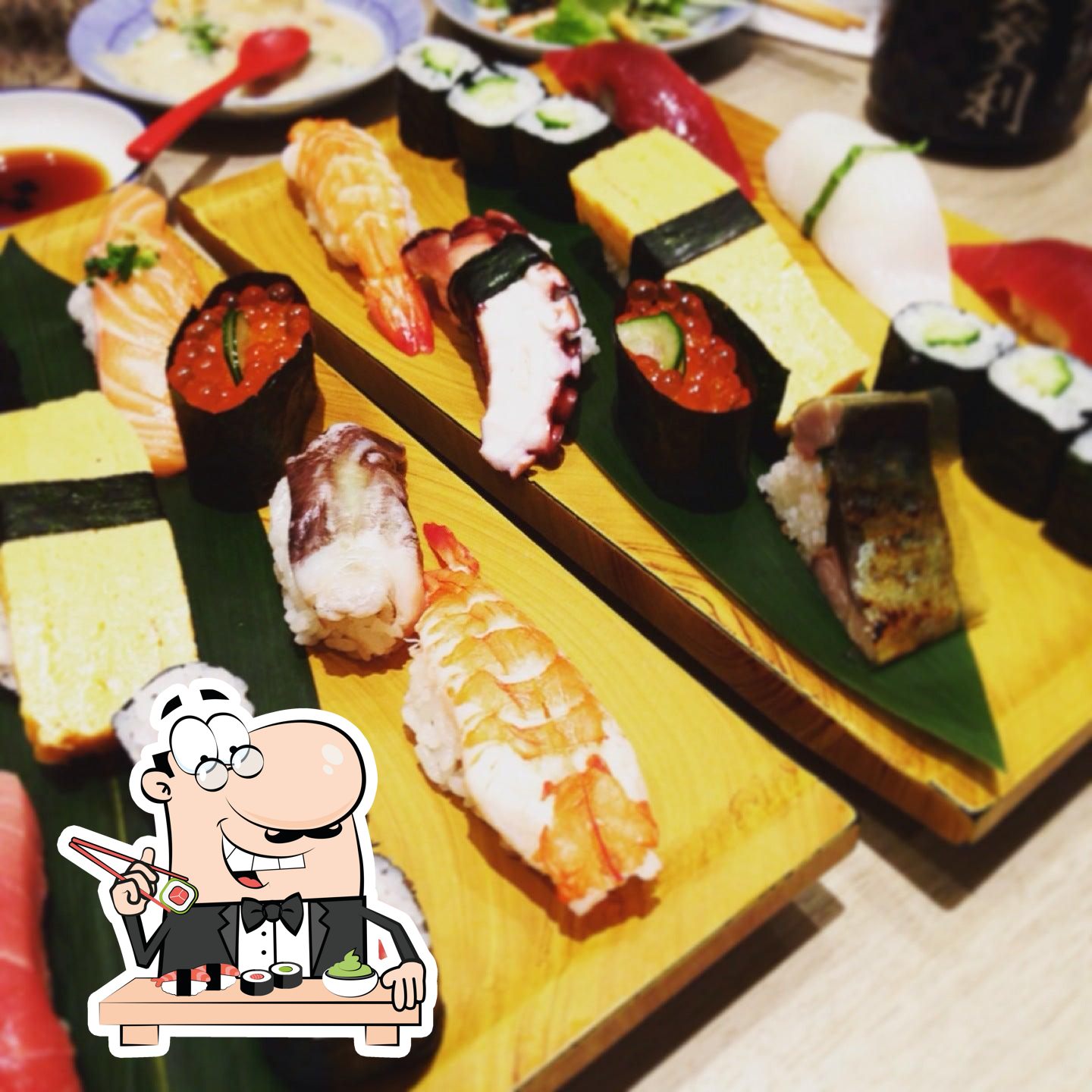 В "Sushi no Midori" предлагают суши и роллы.