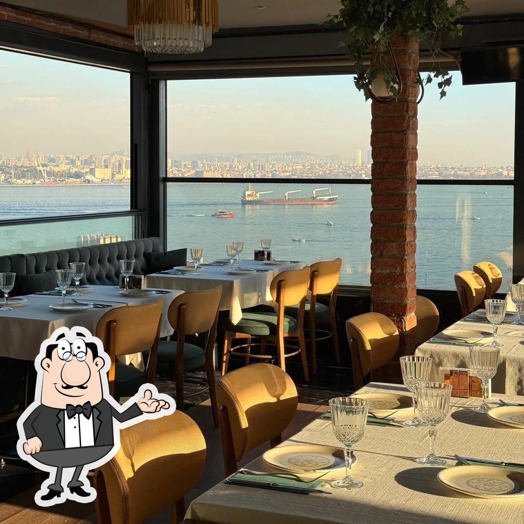 Забронируйте столик в "Queb Rooftop Restaurant".