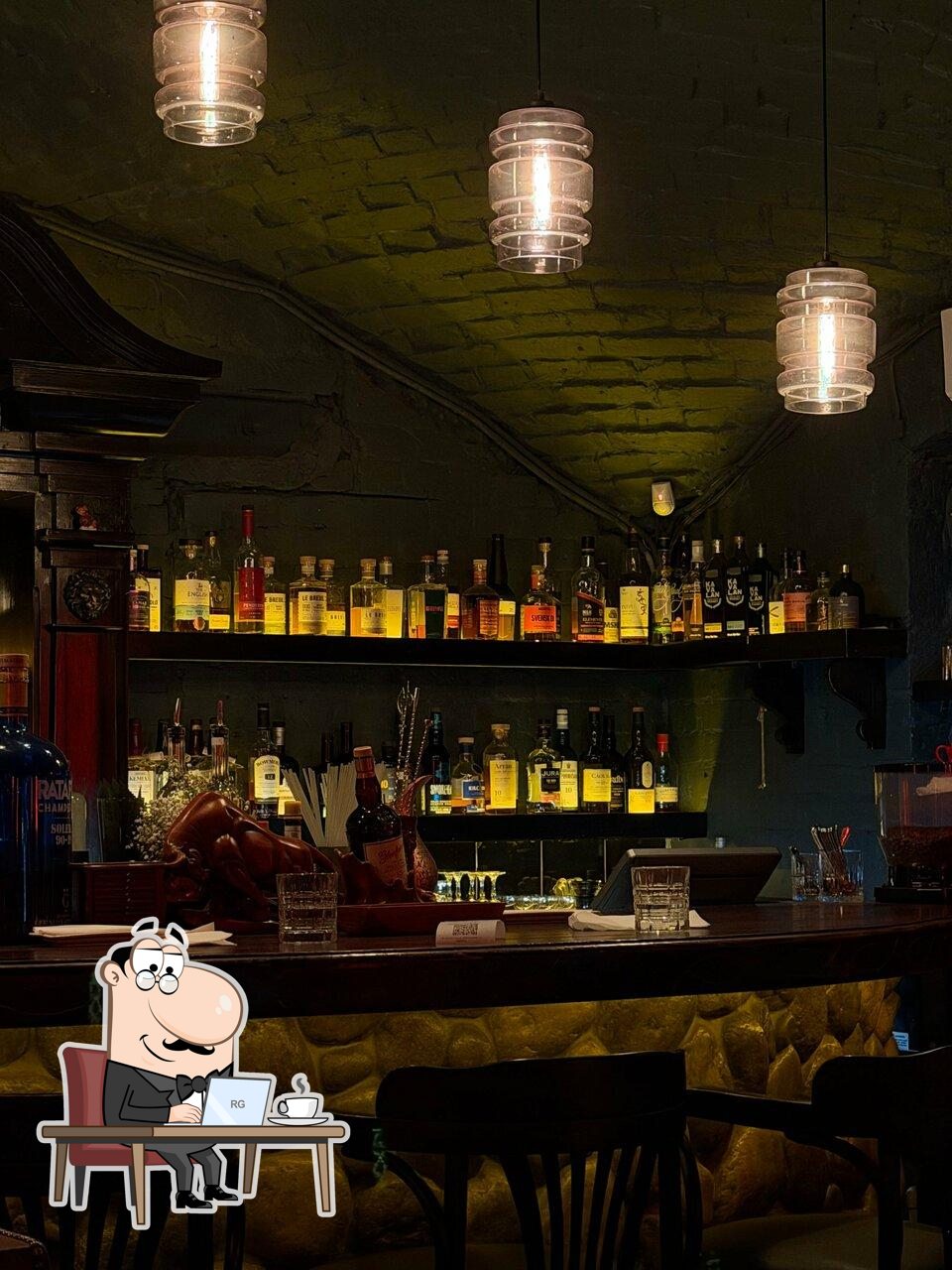 Интерьер "Rob Roy".