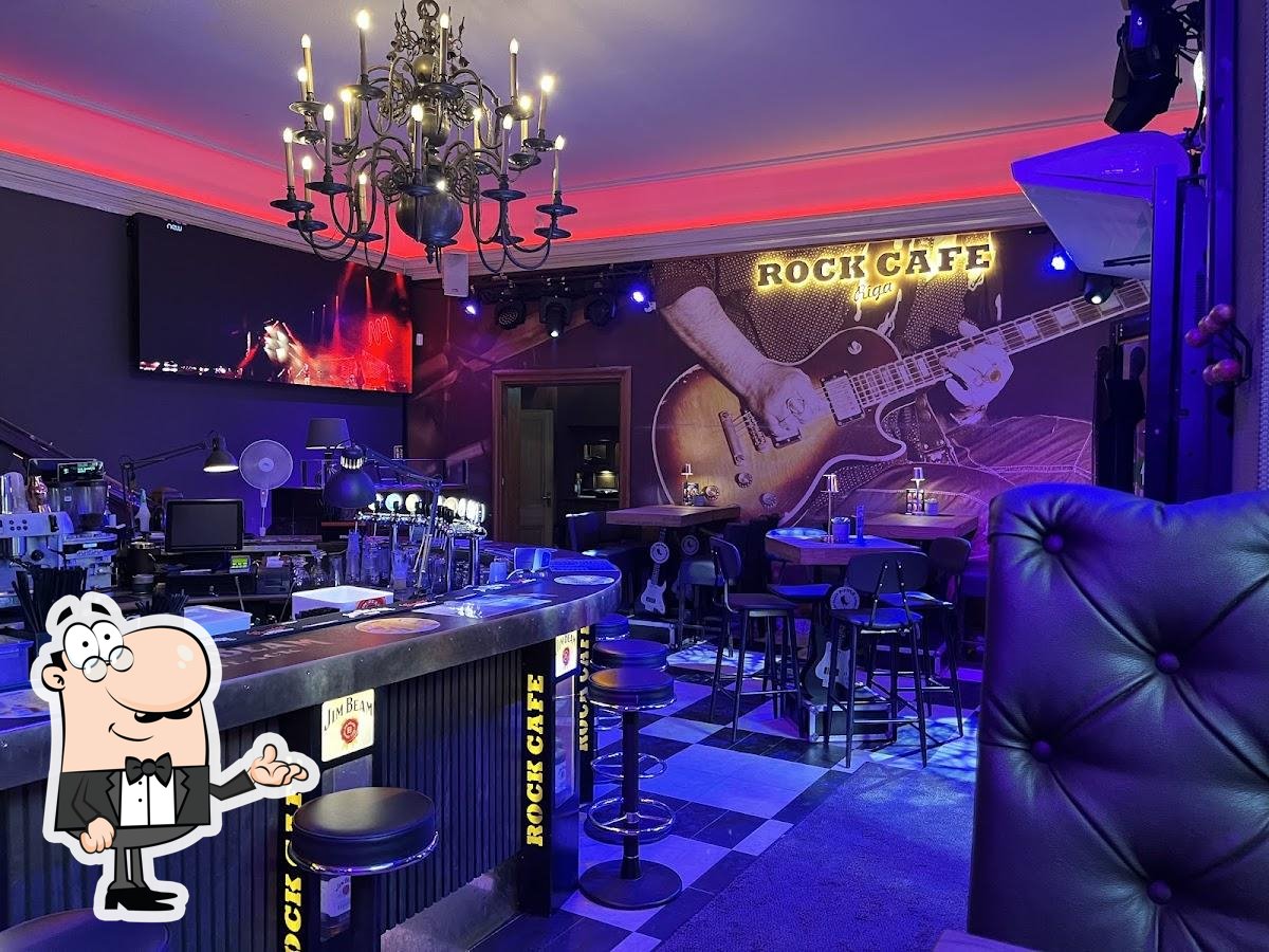 Забронируйте столик в "Rock Cafe Riga".