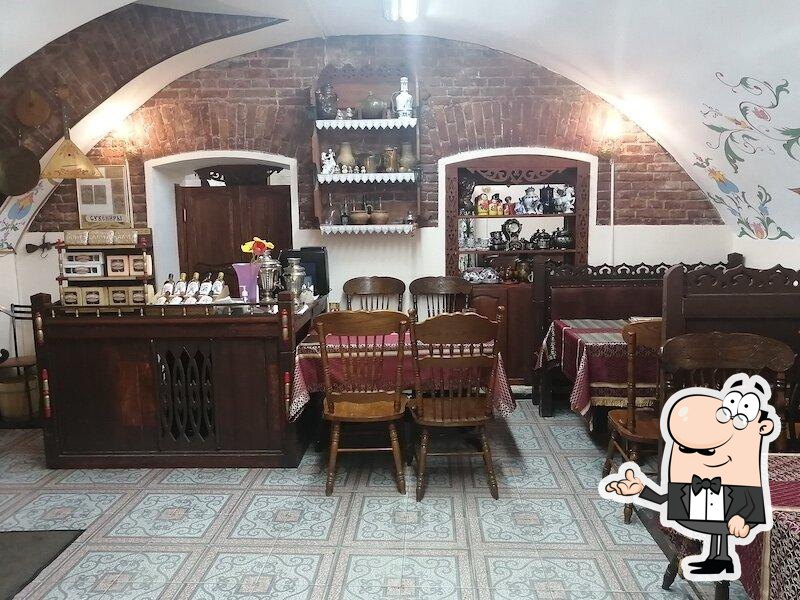 Забронируйте столик в "Русские традиции".