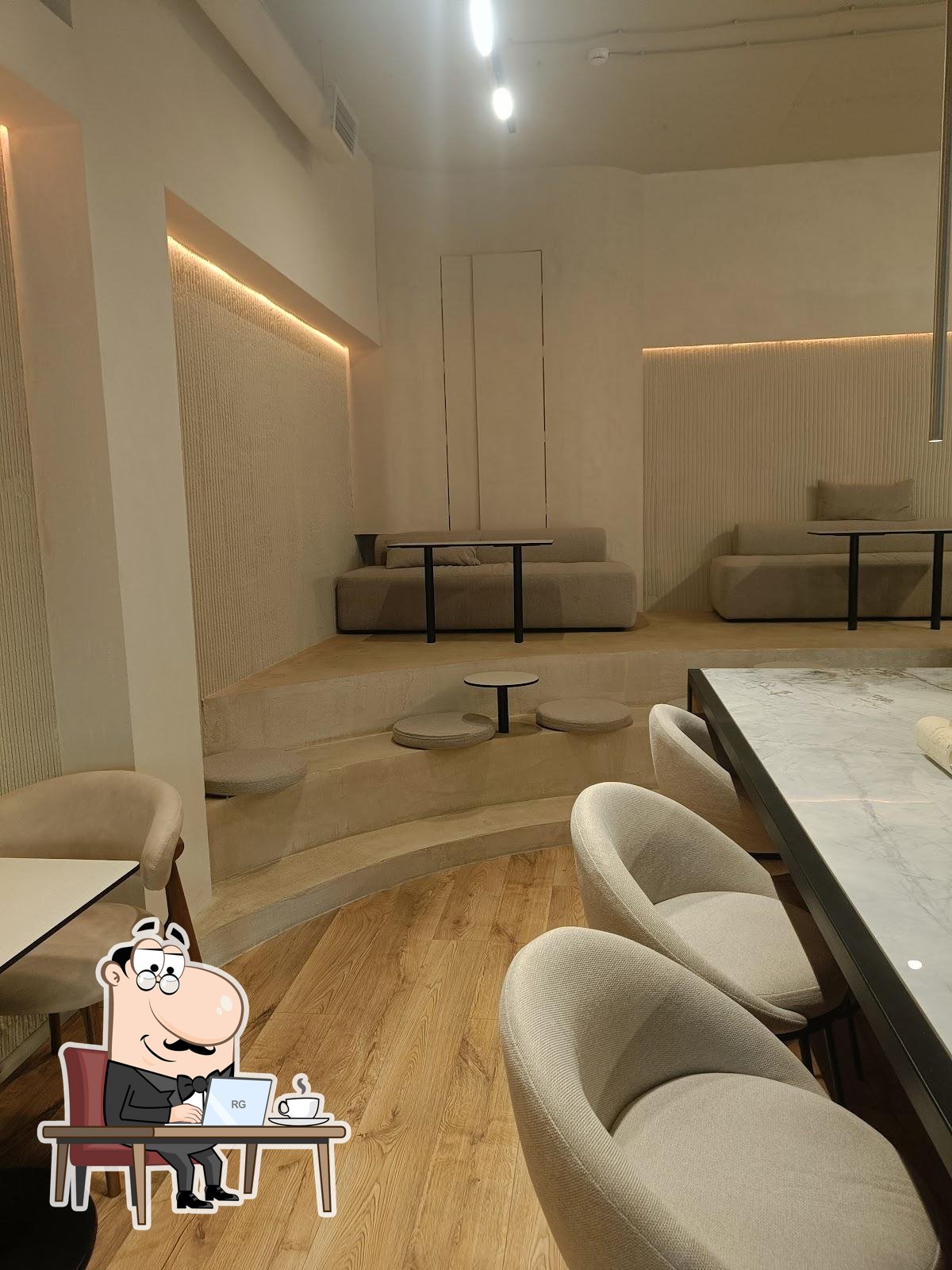 Интерьер "Aura COFFTAIL".