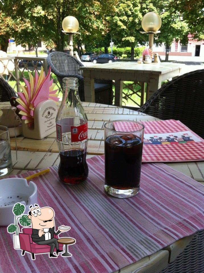 Интерьер "RedBerry".