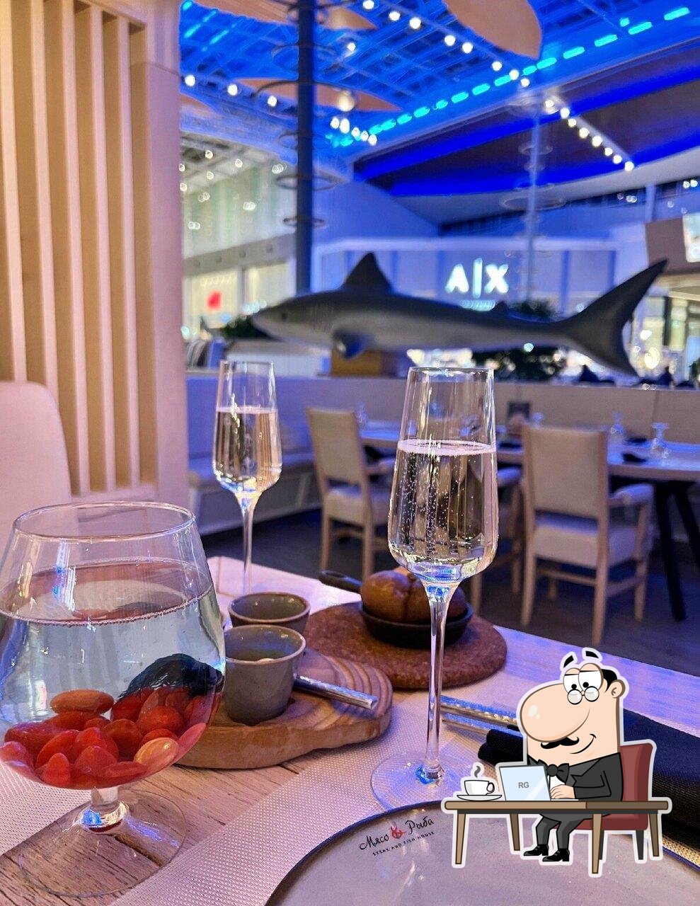 Забронируйте столик в "Мясо&Рыба".