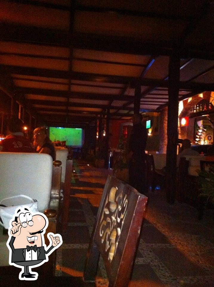 Забронируйте столик в "Granada Restaurant & Pub Hurghada".