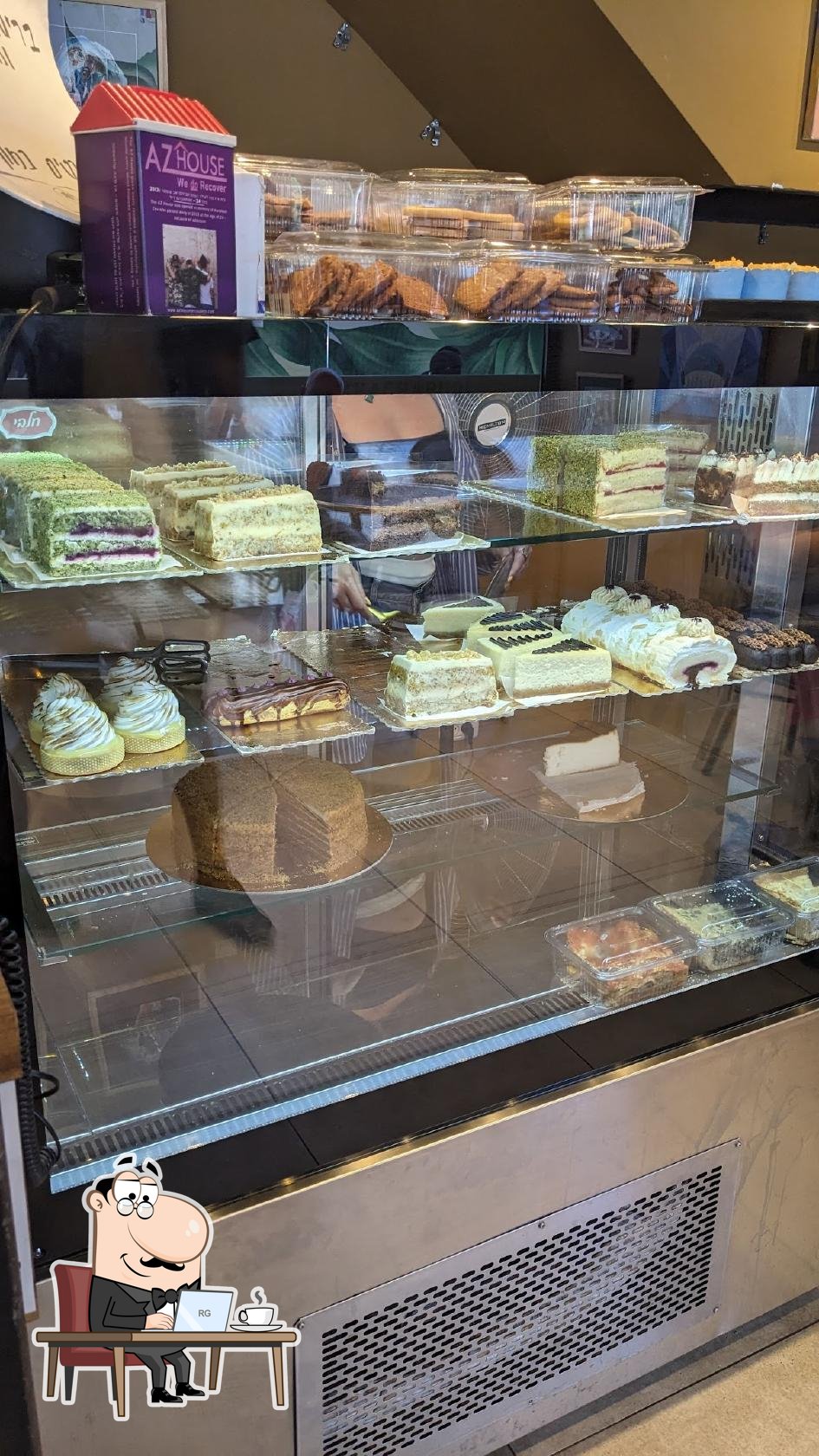 Забронируйте столик в "Yolo Bakery".