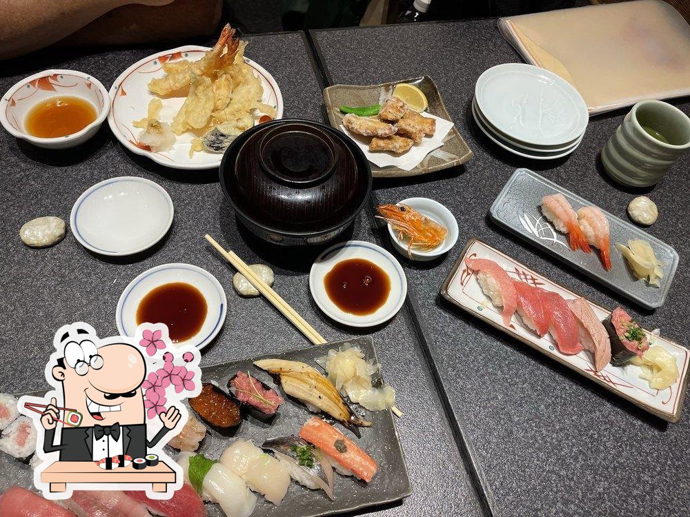 В "Sushizanmai Takumi Ginza 6 chome" предлагают суши и роллы.