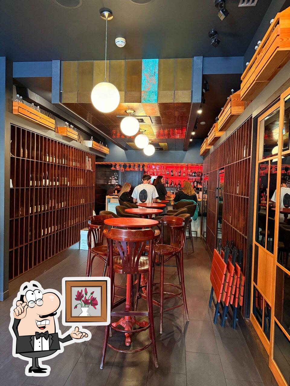 Интерьер "Bistrot Le Moujik".
