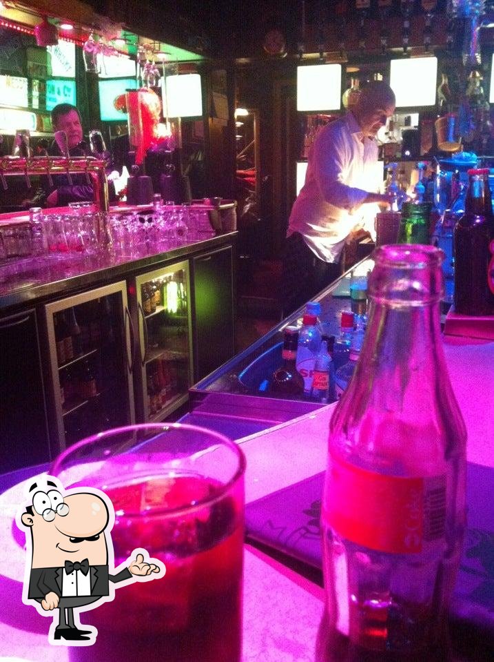 Интерьер "Cafe Pollux".