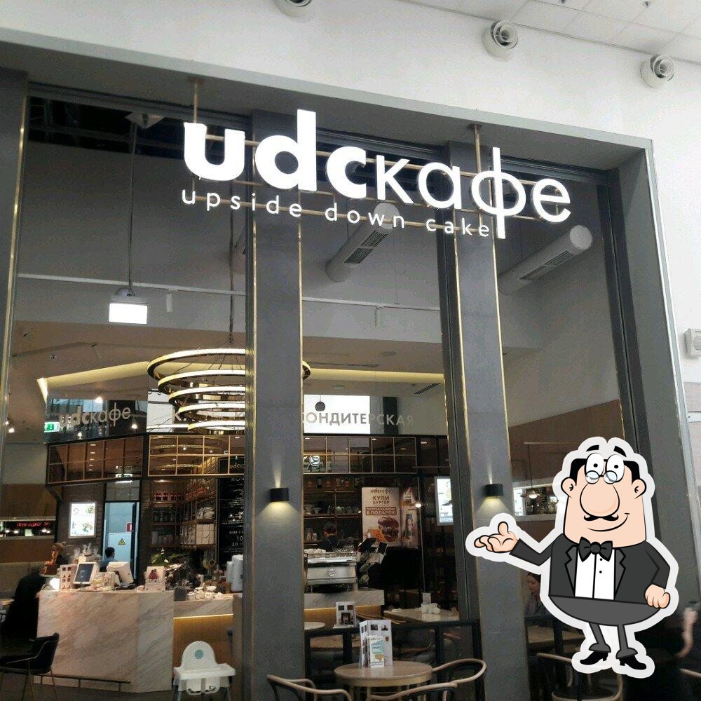 Посмотрите на внутренний интерьер "Udcкафе".