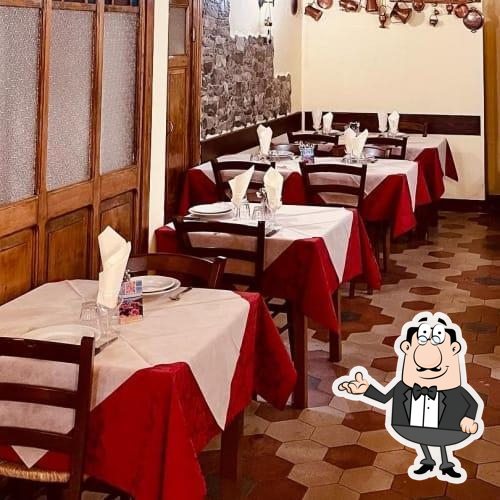 Забронируйте столик в "Osteria delle Spezie".