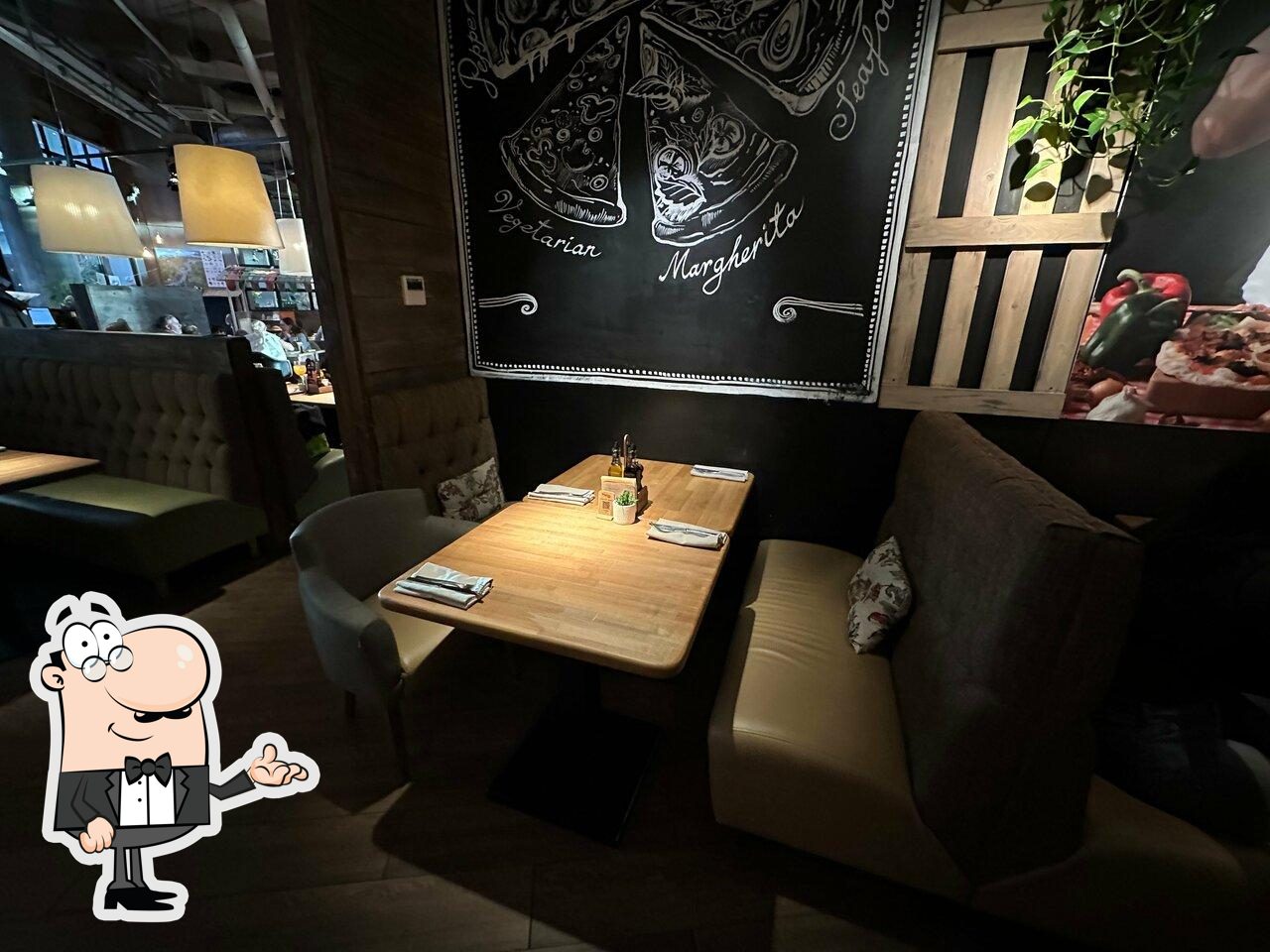 Интерьер "Osteria Mario".