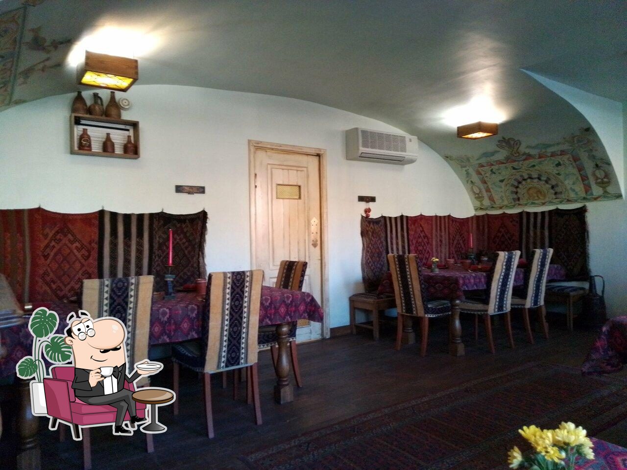 Забронируйте столик в "Эривань".