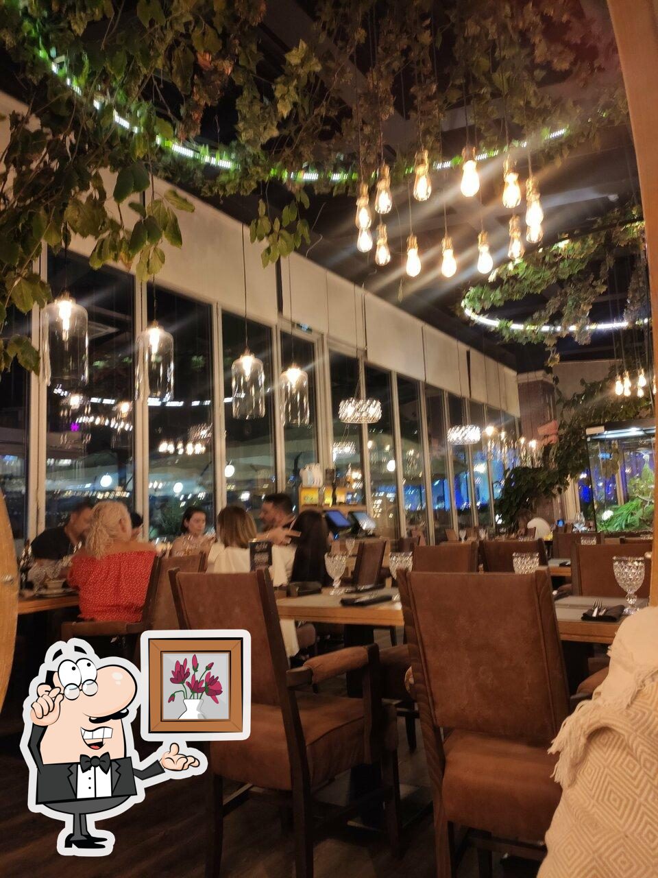 Забронируйте столик в "Мясо&Рыба".
