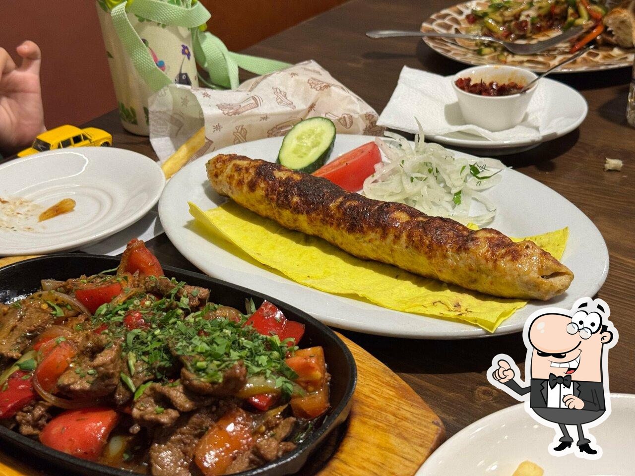 Забронируйте столик в "Grill house".