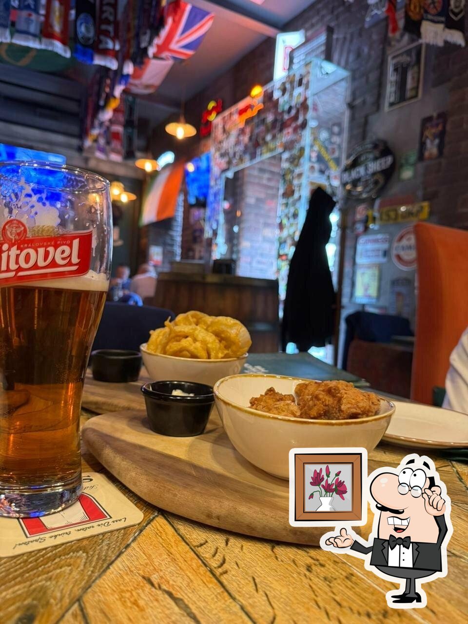 Забронируйте столик в "Harat’s pub".