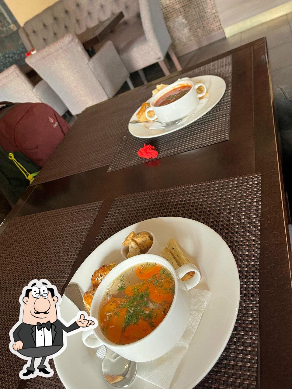 Забронируйте столик в "Кекс".