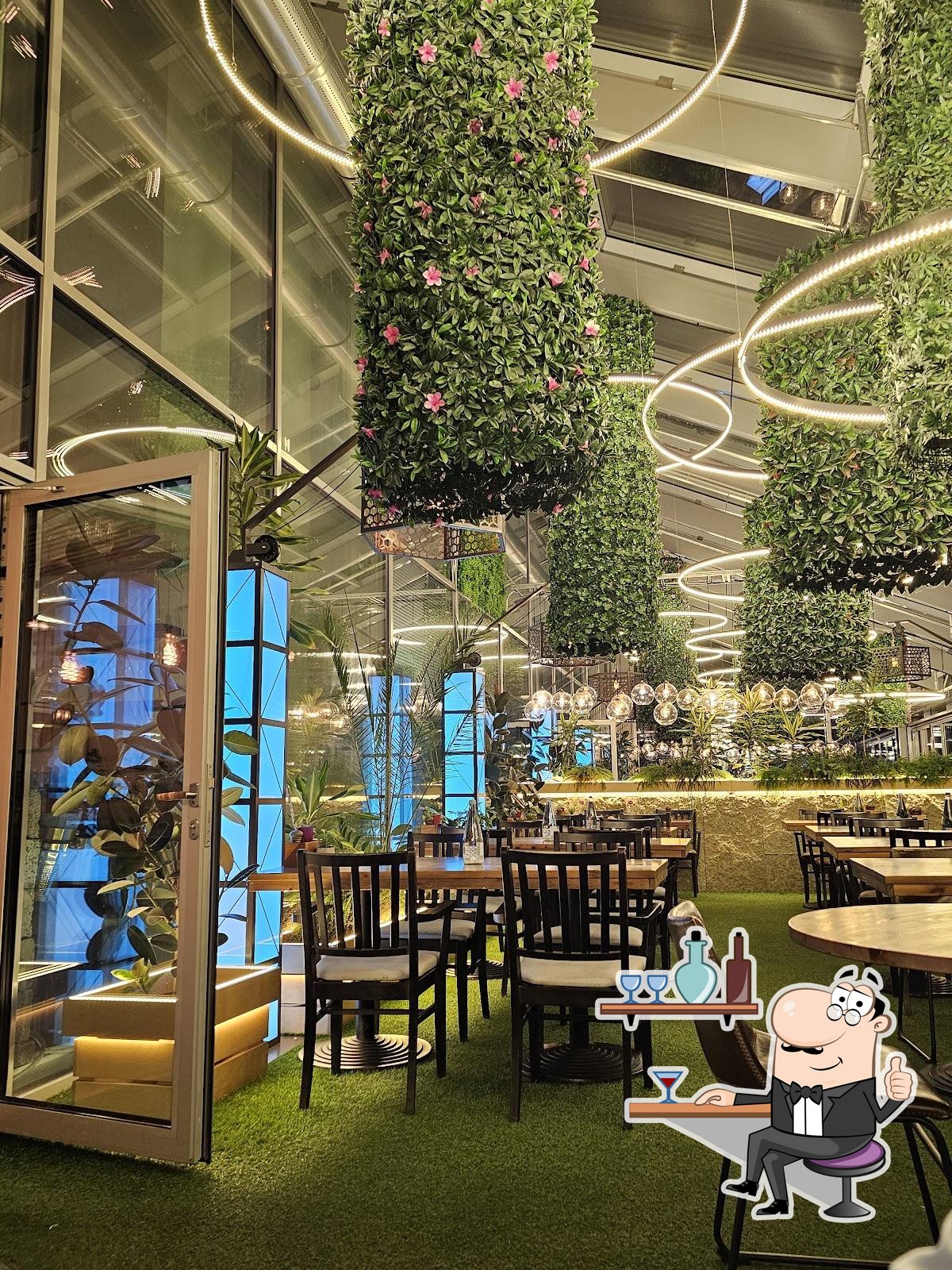 Забронируйте столик в "Restoran Ribi".