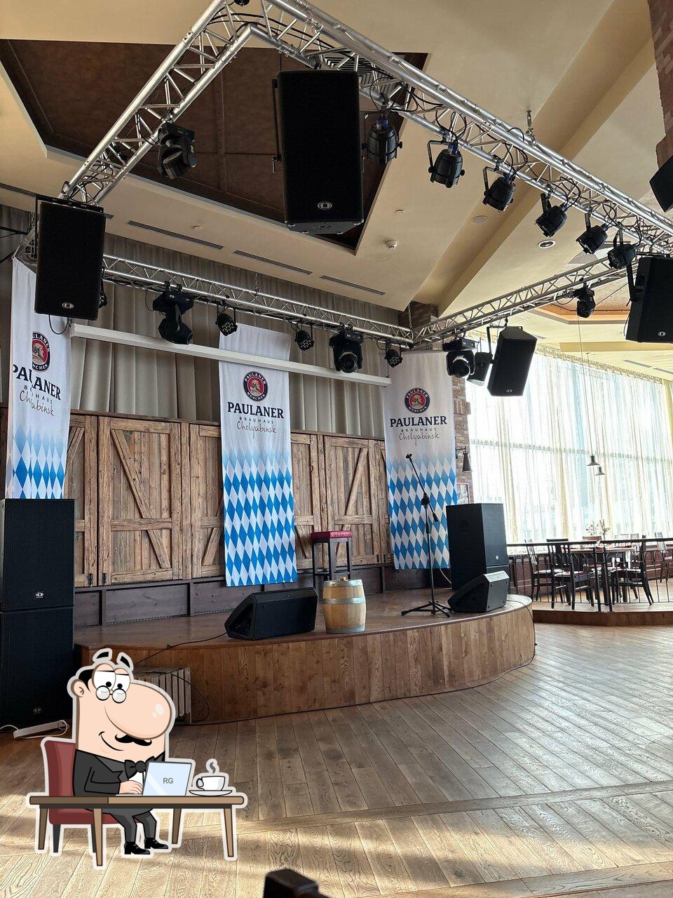 Интерьер "Montebräu".