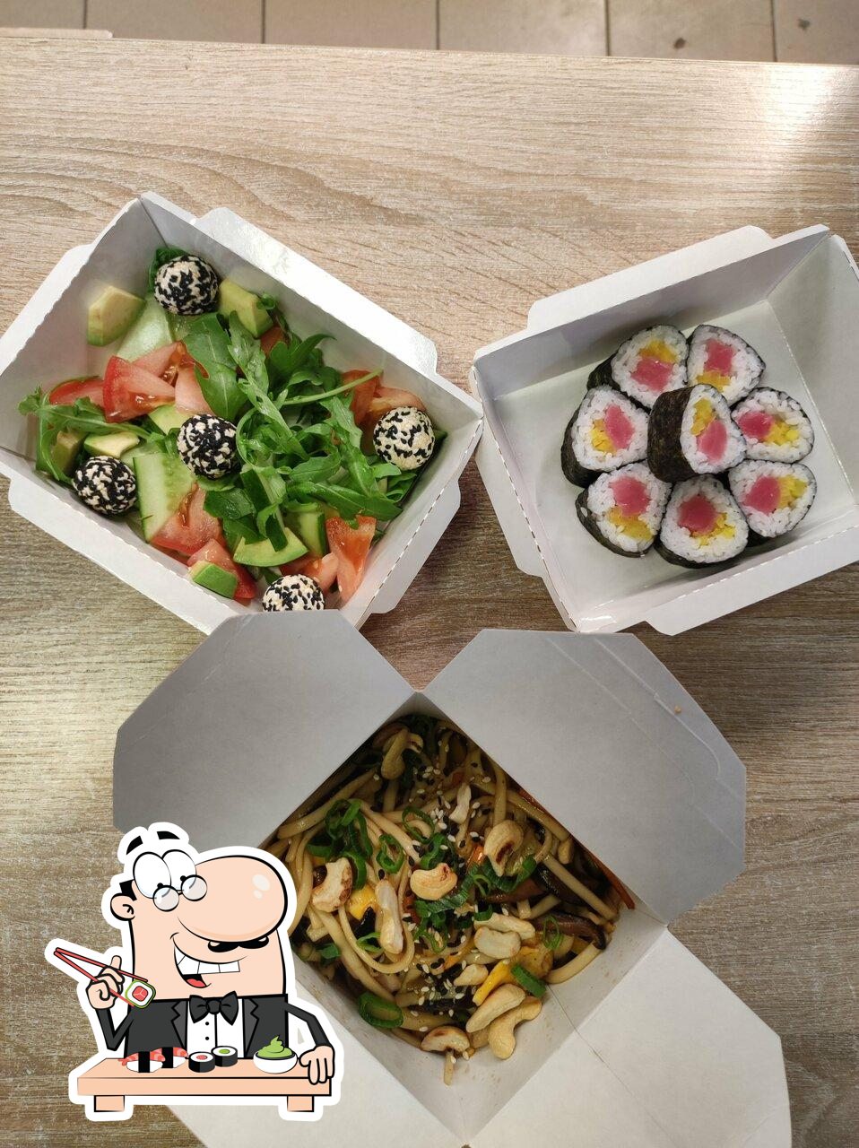В "Soya Express Sushi" вы можете попробовать суши.