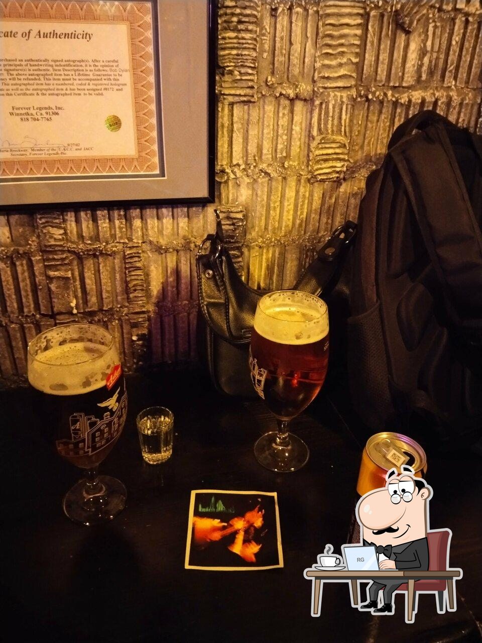 Забронируйте столик в "TNT Rock Club".