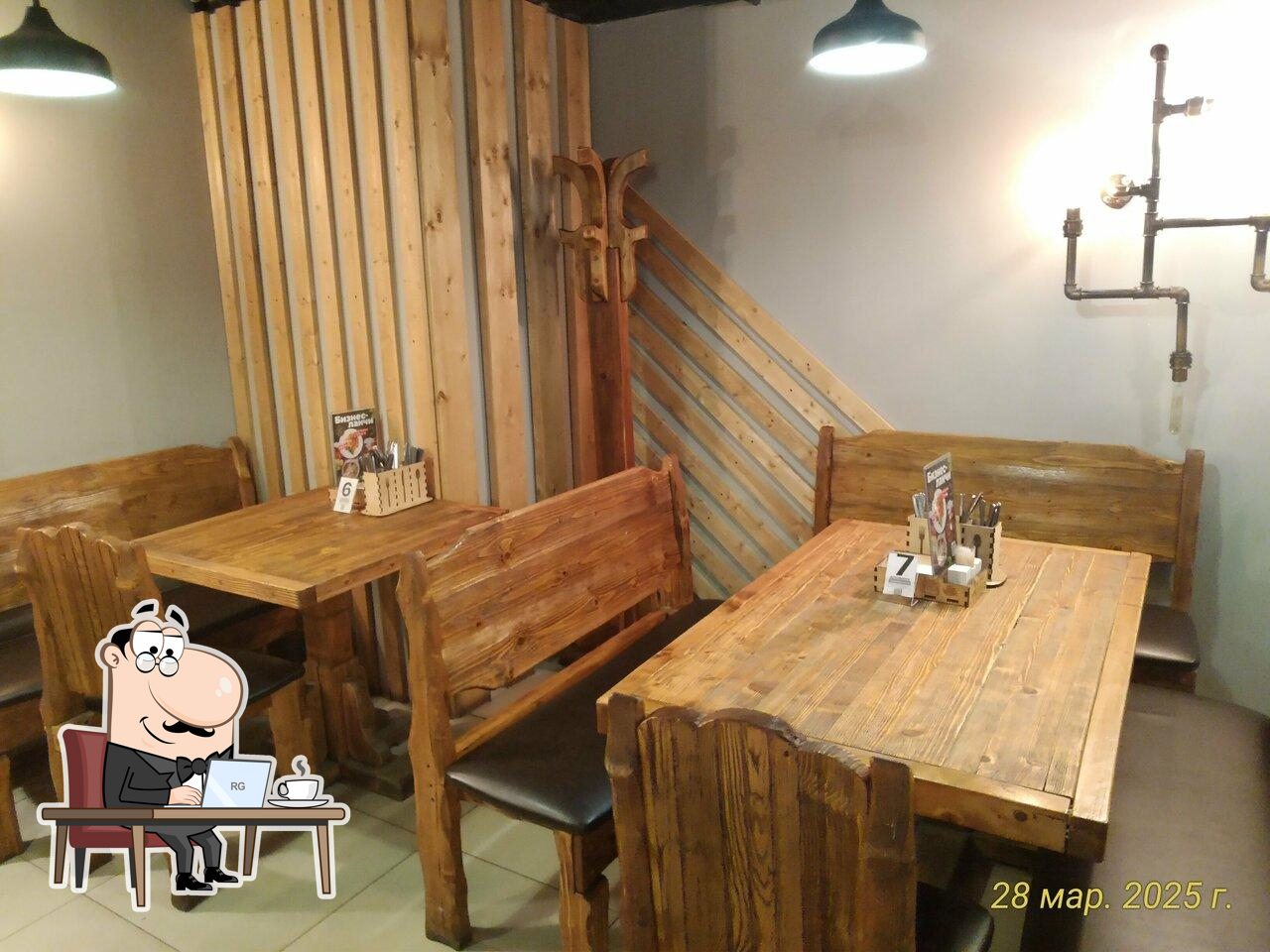 Интерьер "Food&beer".