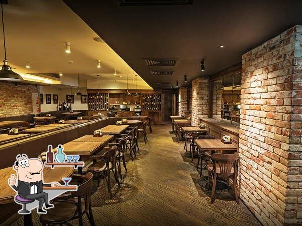 Интерьер "Torro Grill".