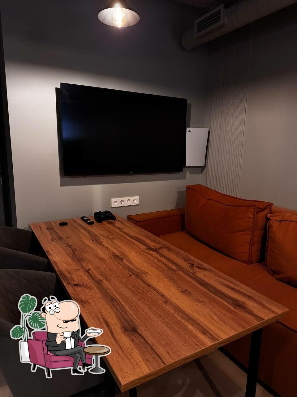 Забронируйте столик в "Поколение lounge".