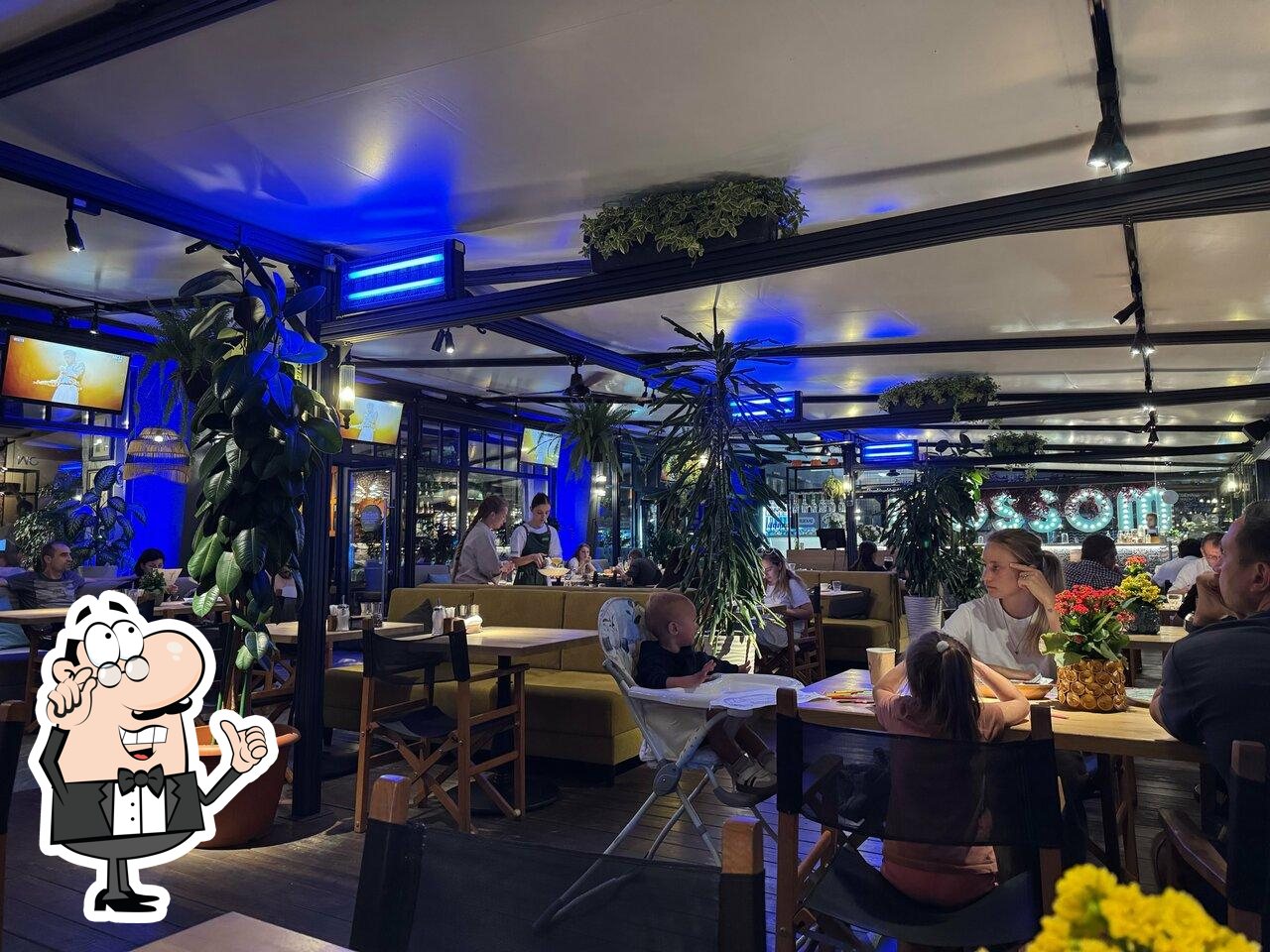 Интерьер "Blossom cafe".