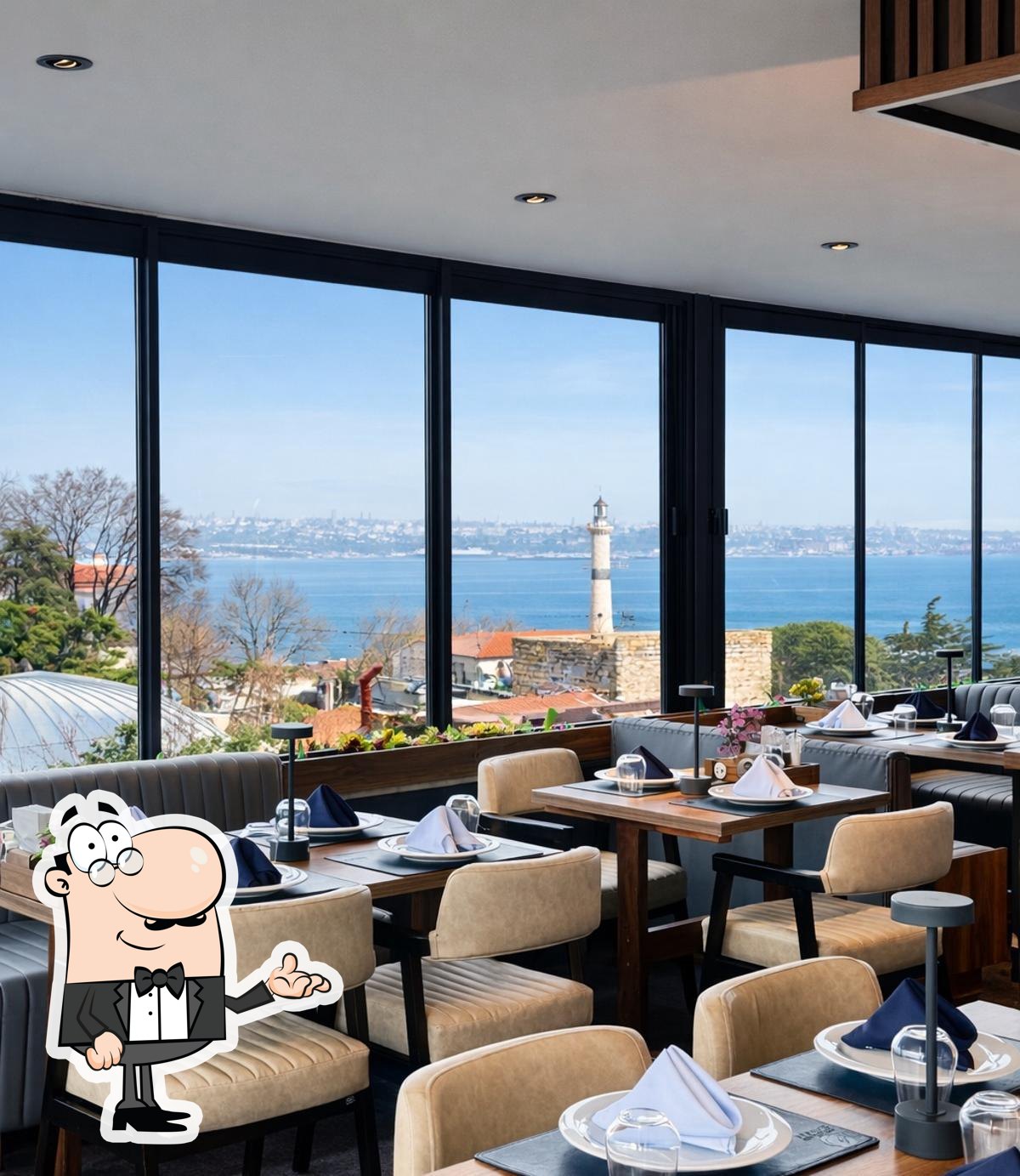 Забронируйте столик в "Seafront Lounge Rooftop Restaurant Sultanahmet".