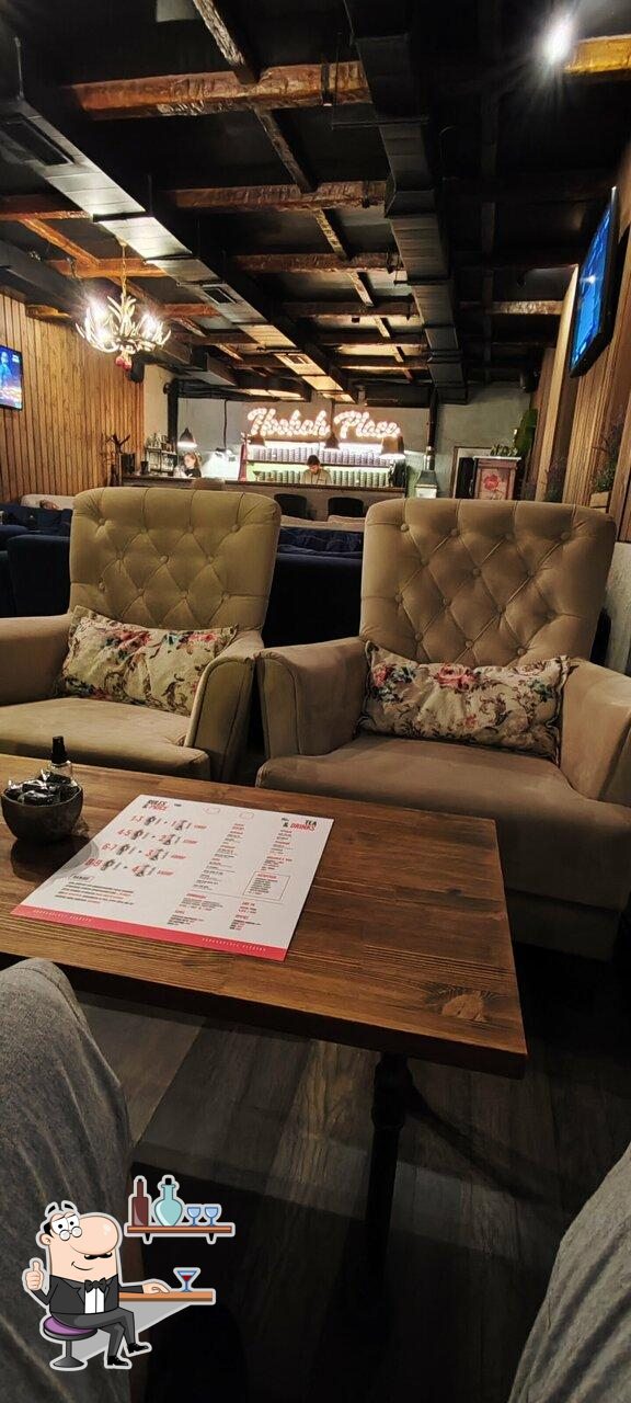 Забронируйте столик в "HookahPlace".