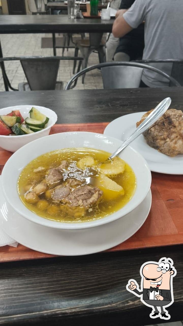 Забронируйте столик в "Домашняя кухня".