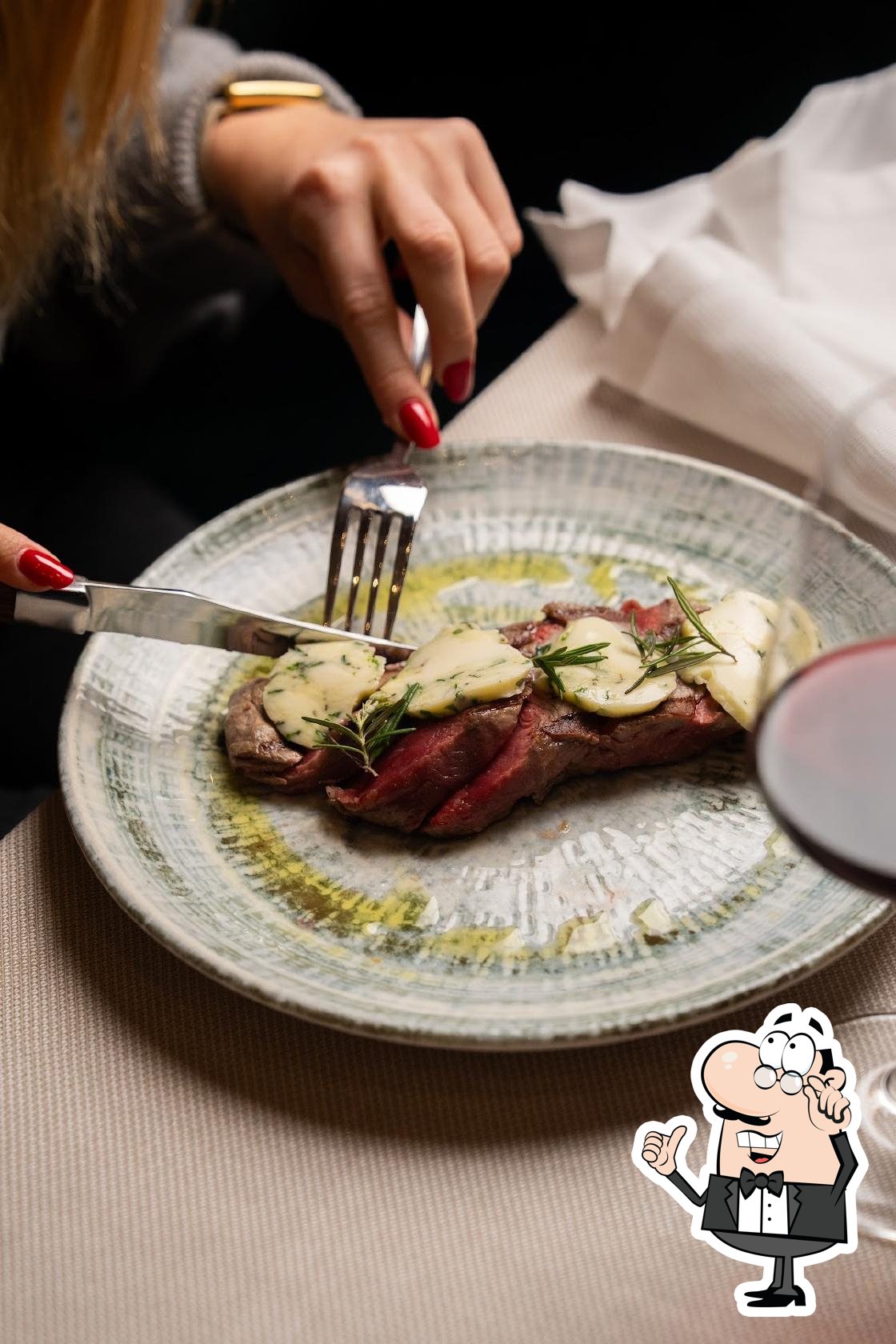 Забронируйте столик в "Ristorante Steakhouse Auditore".