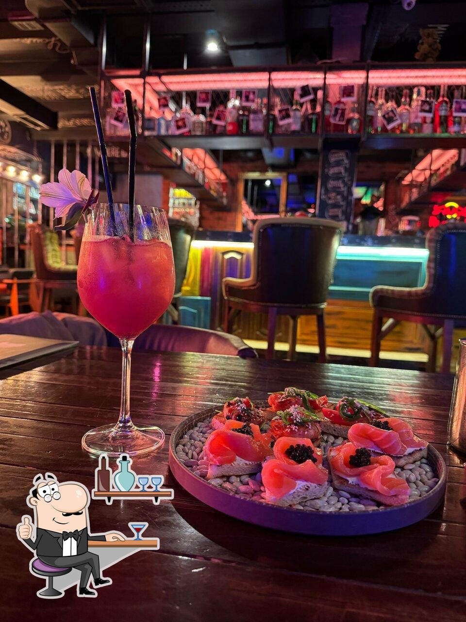 Интерьер "Soho bar".