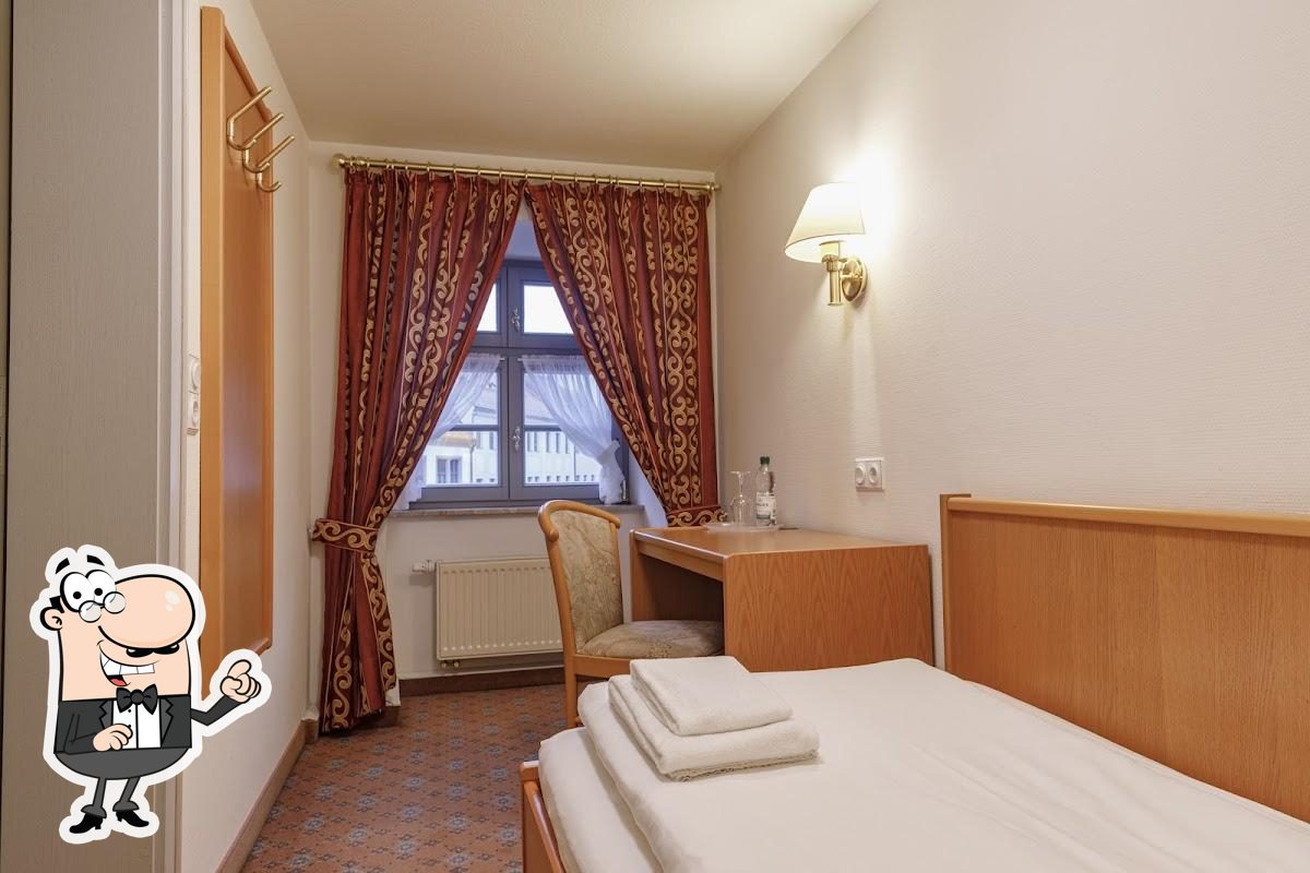 Интерьер "Schwerter Schankhaus & Hotel".