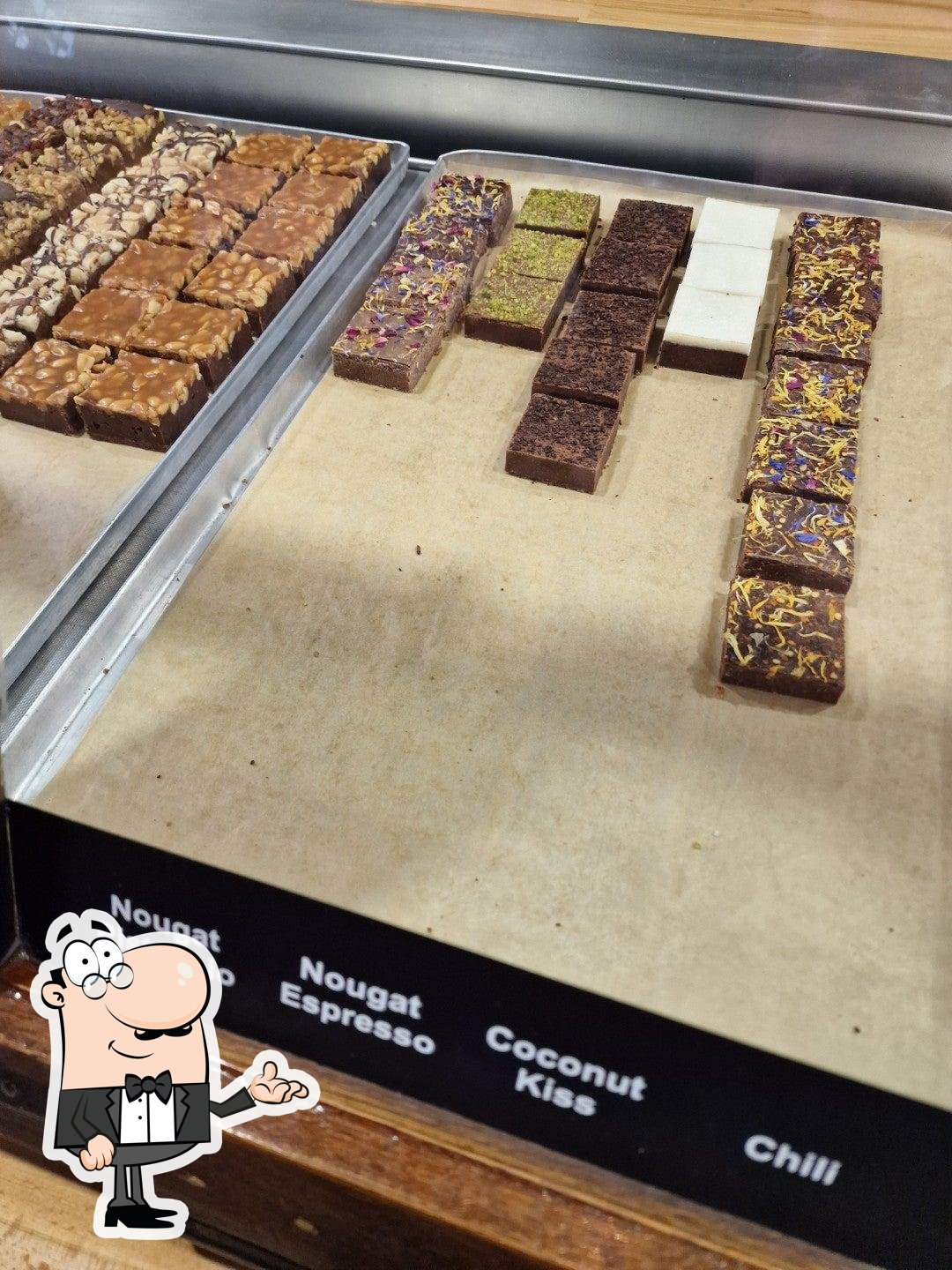 Забронируйте столик в "Big-B The Brownie Bakery".