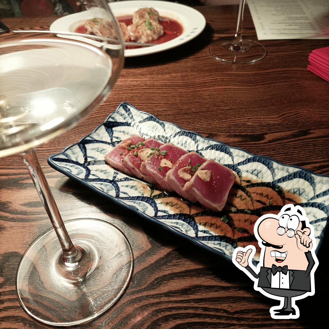 Забронируйте столик в "Ezo Izakaya".