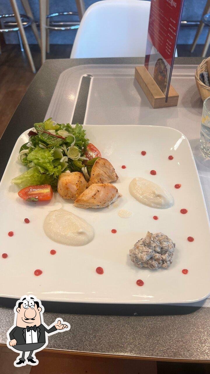 Интерьер "Ibis Kitchen Restaurant".