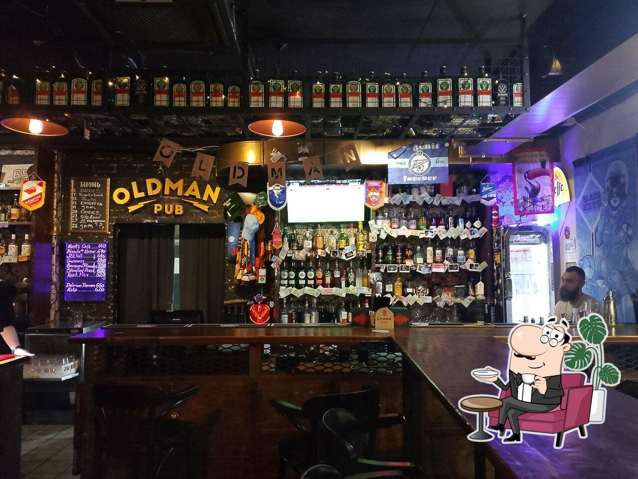 Интерьер "Oldman Pub".