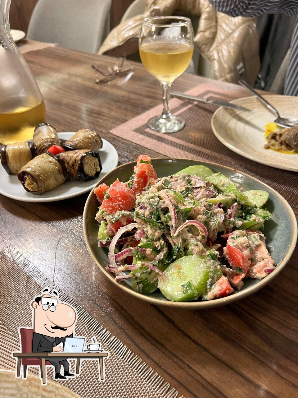 Забронируйте столик в "Gourmand".