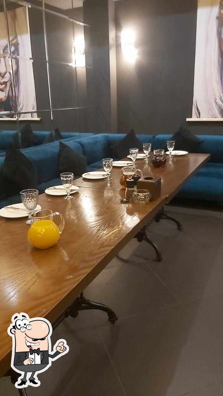 Забронируйте столик в "Музей".
