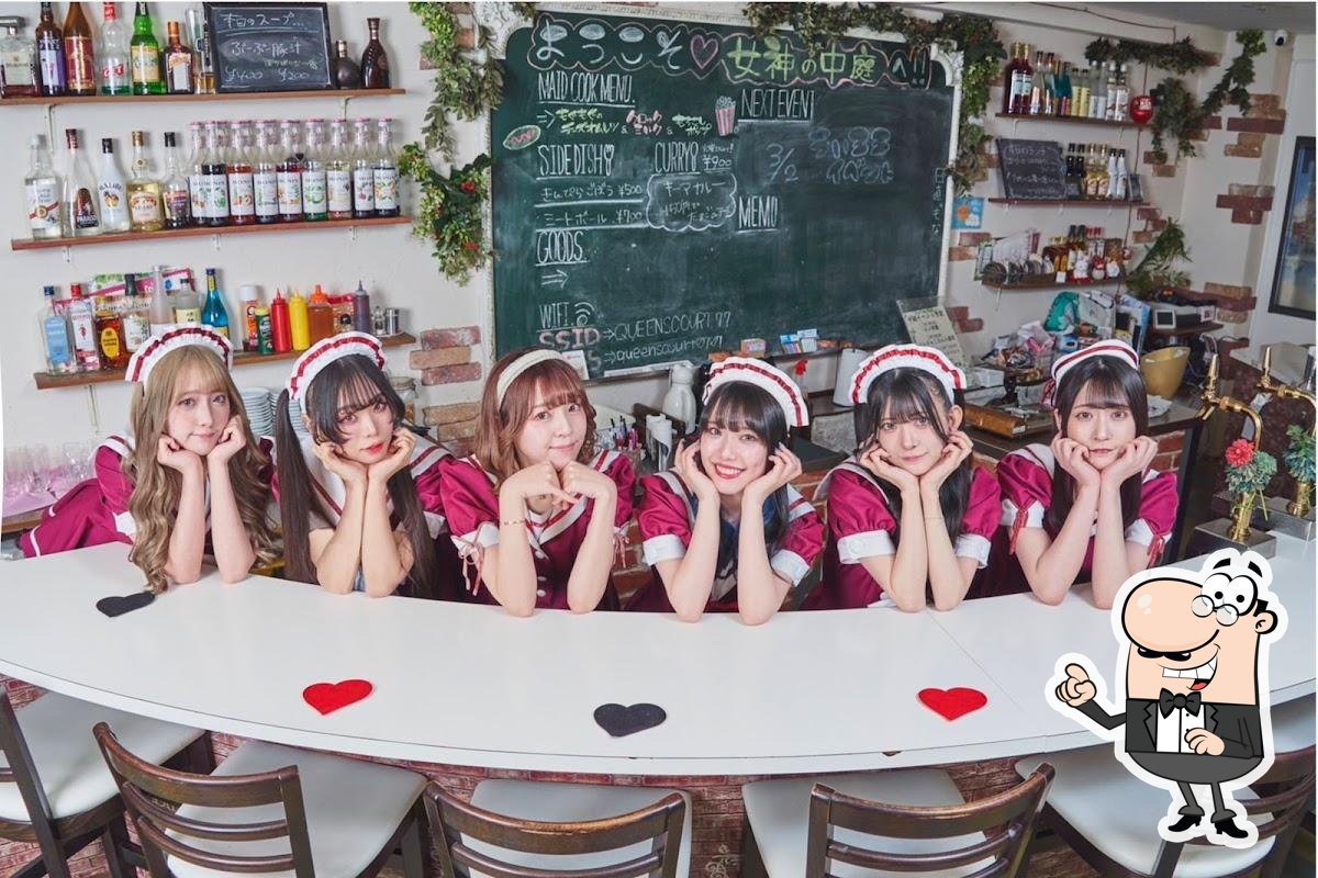 Забронируйте столик в "Queens Court Akihabara Maid cafe".