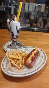 バーガーカフェ&グリル ピッコロ