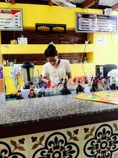 Sea Breeze Restaurant & Bar