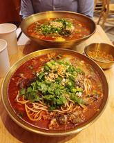 LALA Spicy Lab Downtown 辣辣冒菜