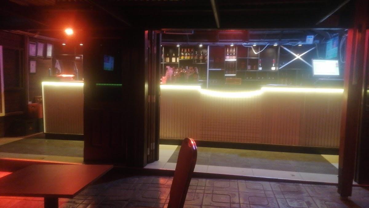 Smoky Charlie's