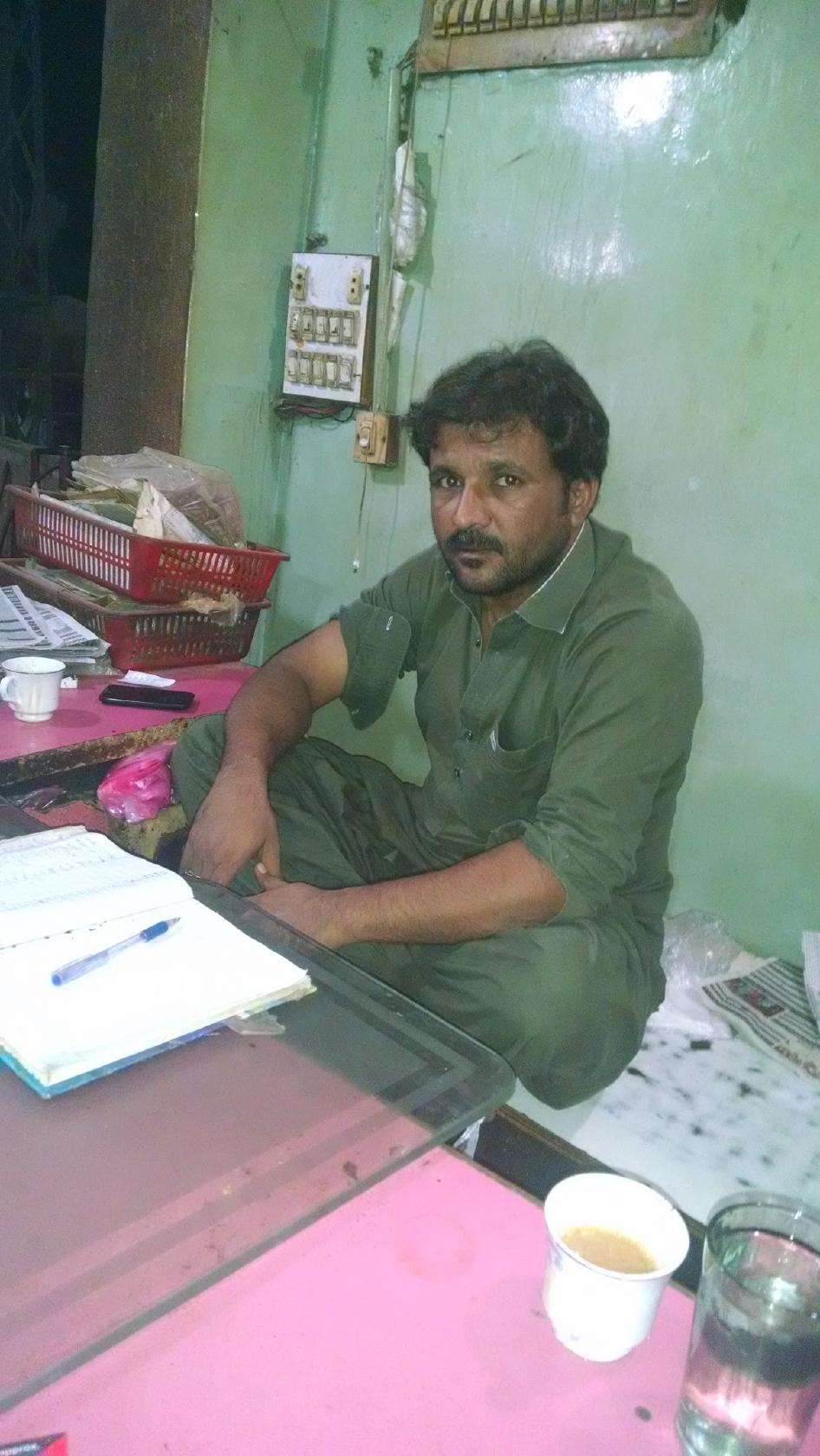 Aslams Bhatti Hotel