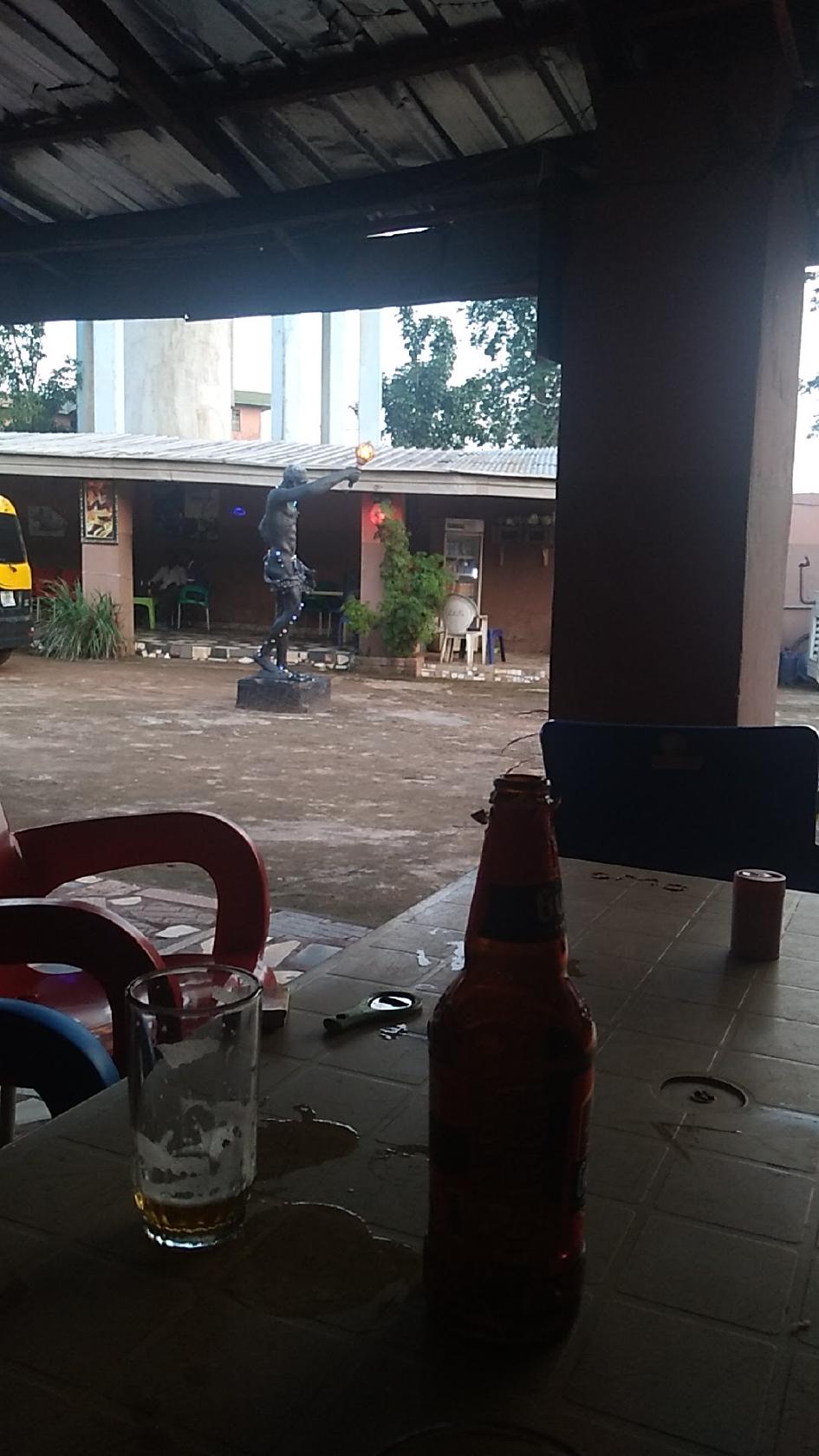 Owo bar, restaurant and sharwama spot