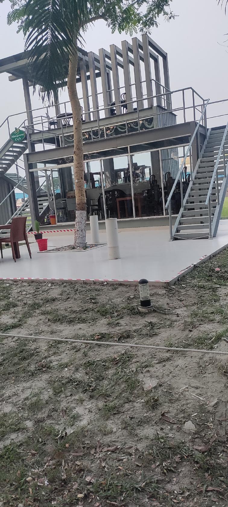 Mangrove Cafe